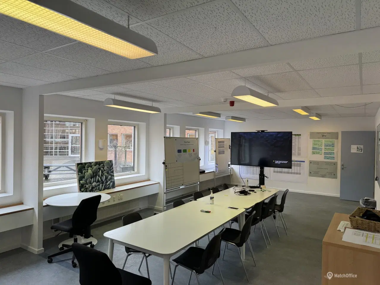 Billede 3 - Et fint kontor til en god pris