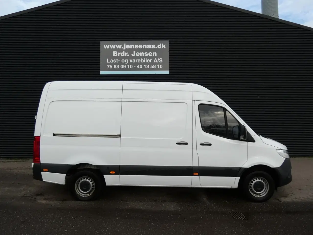 Billede 2 - Mercedes-Benz Sprinter 319 3,0 CDI A2 H2 RWD 190HK Van Aut.