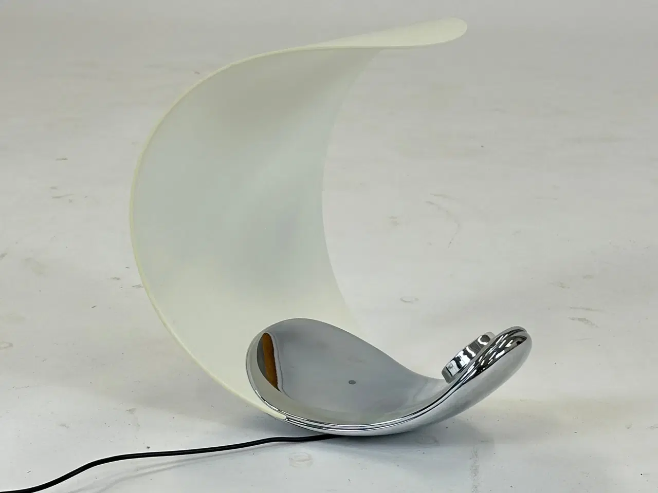Billede 1 - D76 Curl bordlampe - Luceplan