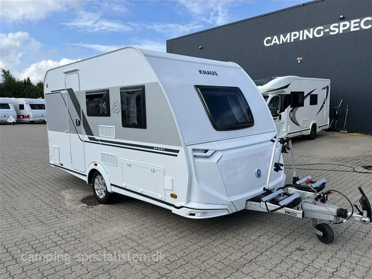 Billede 2 - 2022 - Knaus Sport 400 QD    Knaus Sport 400 QD med en del udstyr model 2022  - Se den hos Camping-Specialisten.dk