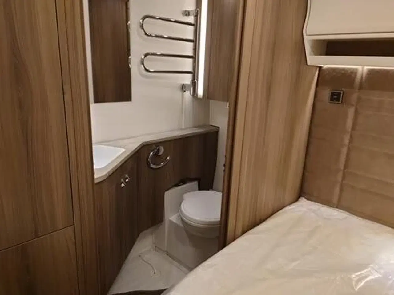 Billede 2 - Kabe Briljant XL KS - TILBUD - Spar 44.170 NU NU 349.995.-