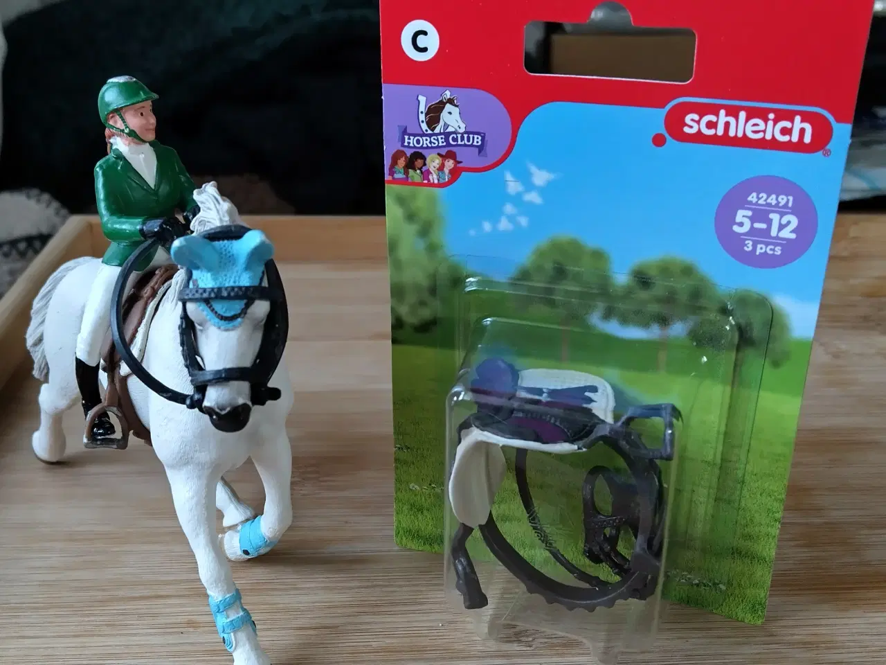 Billede 1 - Schleich Hest og rytter