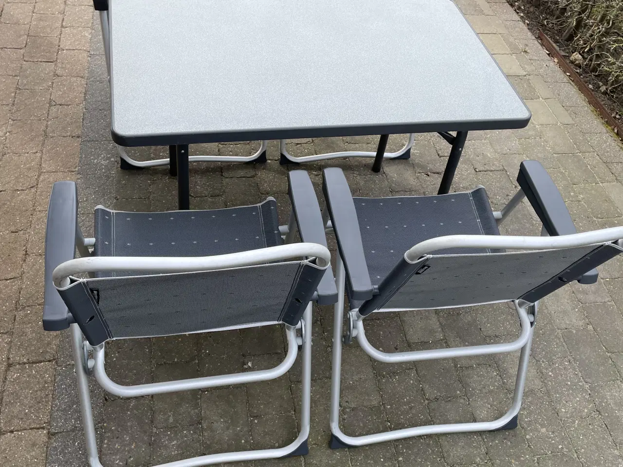 Billede 2 - 4 stk. westfield stole og 1 stk Sieger bord