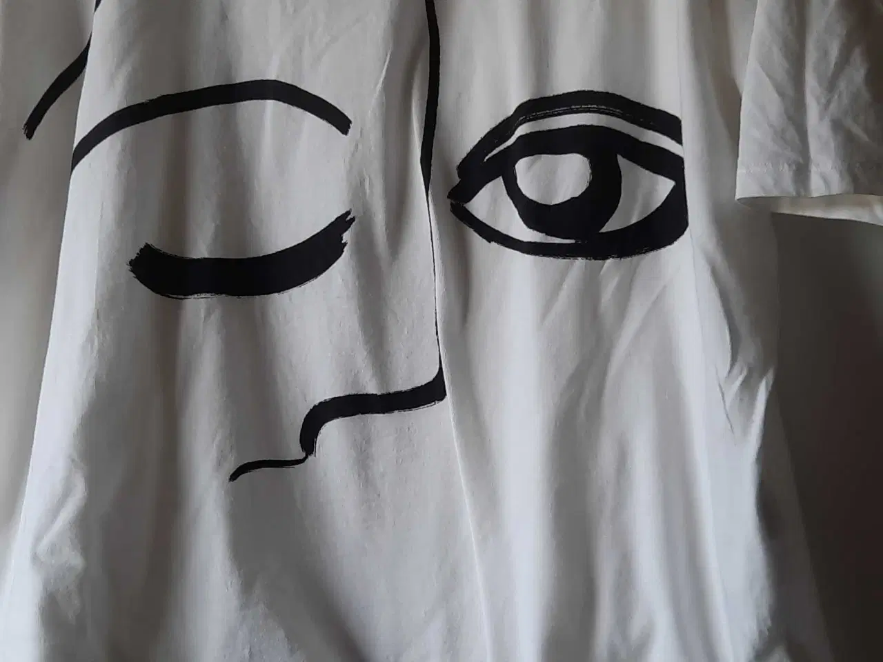 Billede 1 - T-shirt 