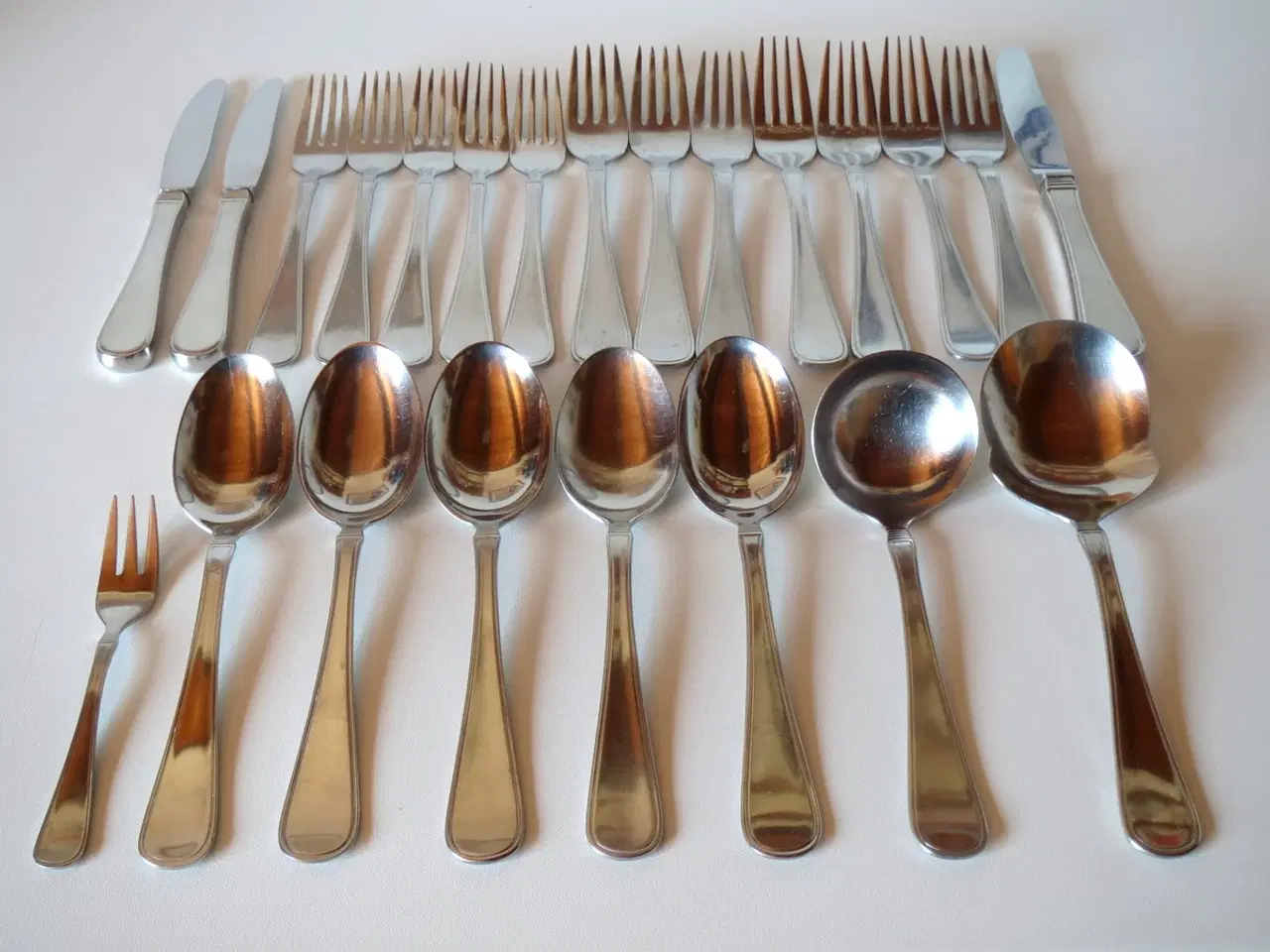 Billede 1 - Piil bestik, 25 forskellige dele