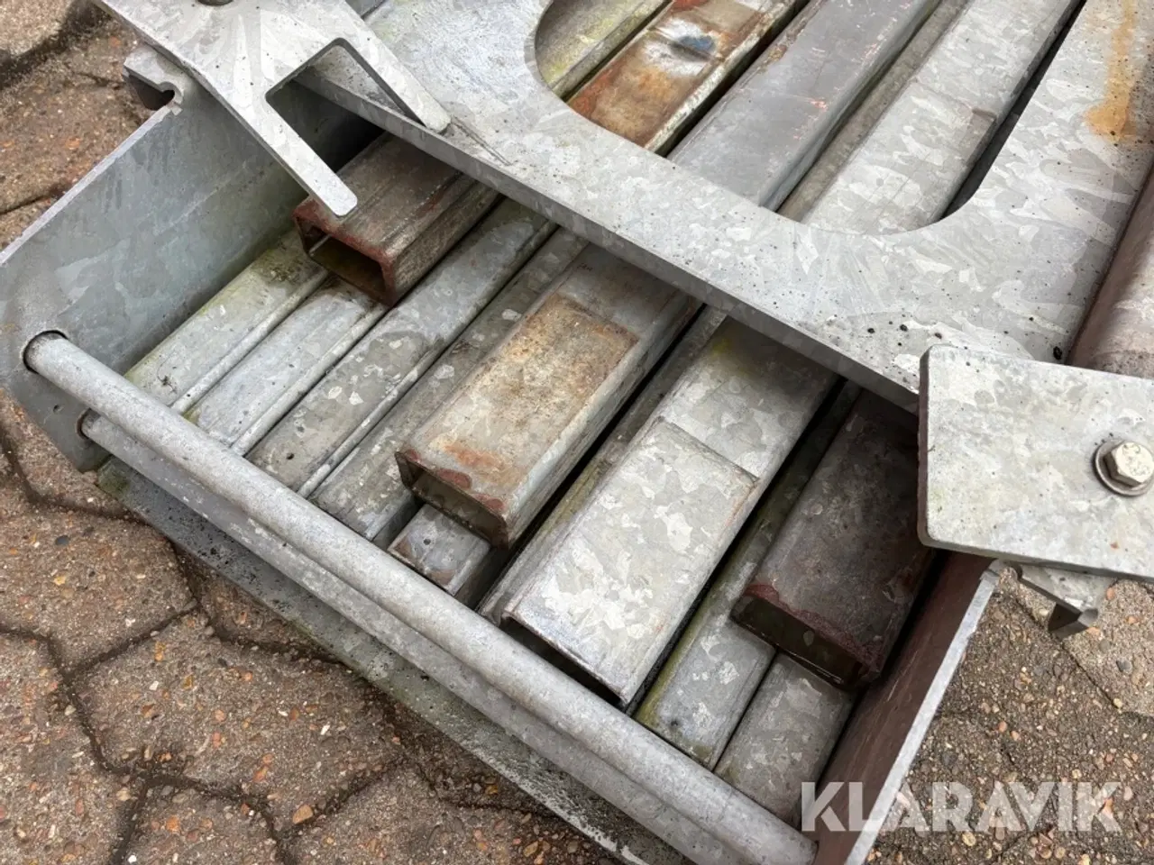 Billede 9 - Strøkasse til ophæng under trailer - galvaniseret