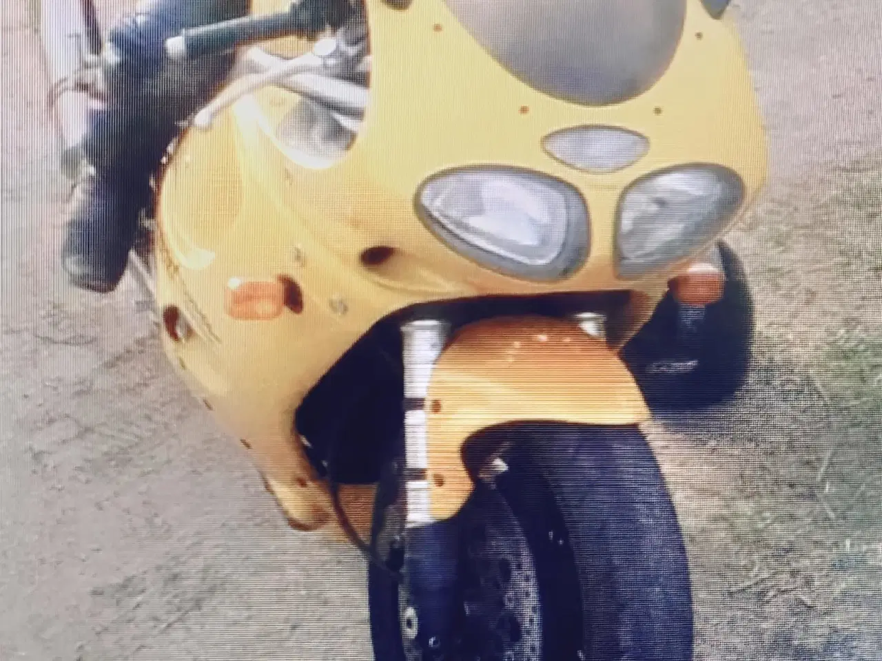 Billede 3 - Total renoveret Triumph Daytona t595 kun 48.000 km