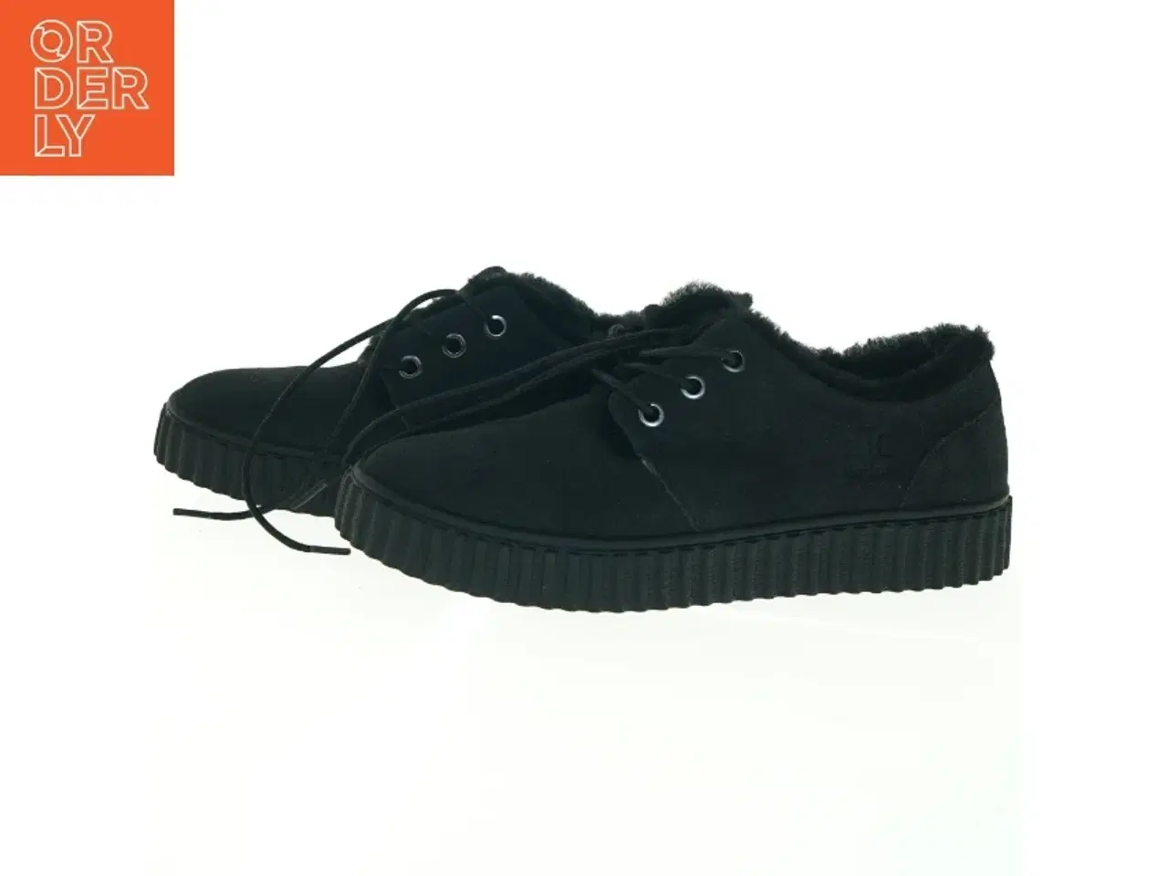 Billede 5 - Sorte pelsforede sko med snørebånd fra Nc Footwear (str. 37 )