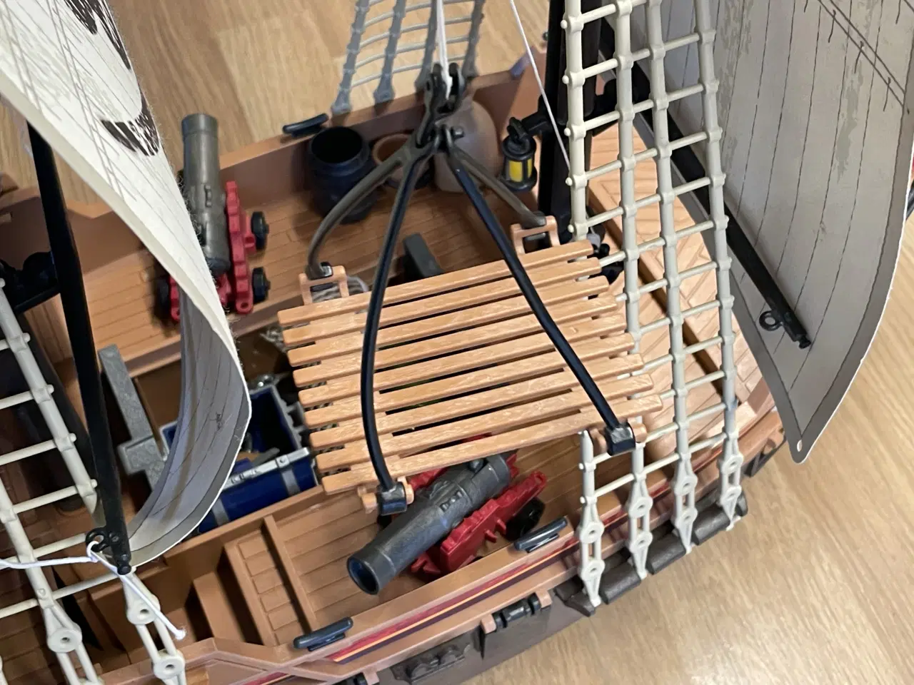 Billede 3 - Piratskib klar til leg