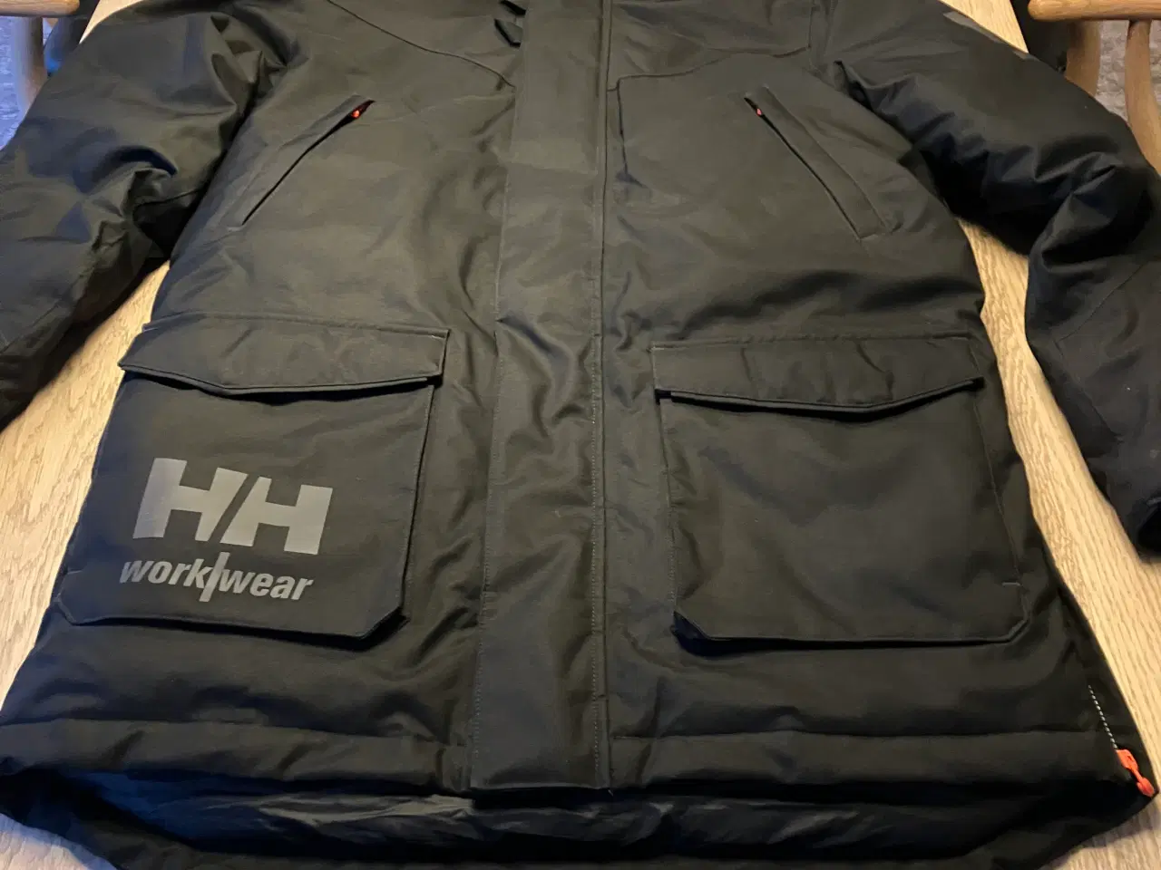 Billede 1 - Helly Hansen vinterparka model bifrost