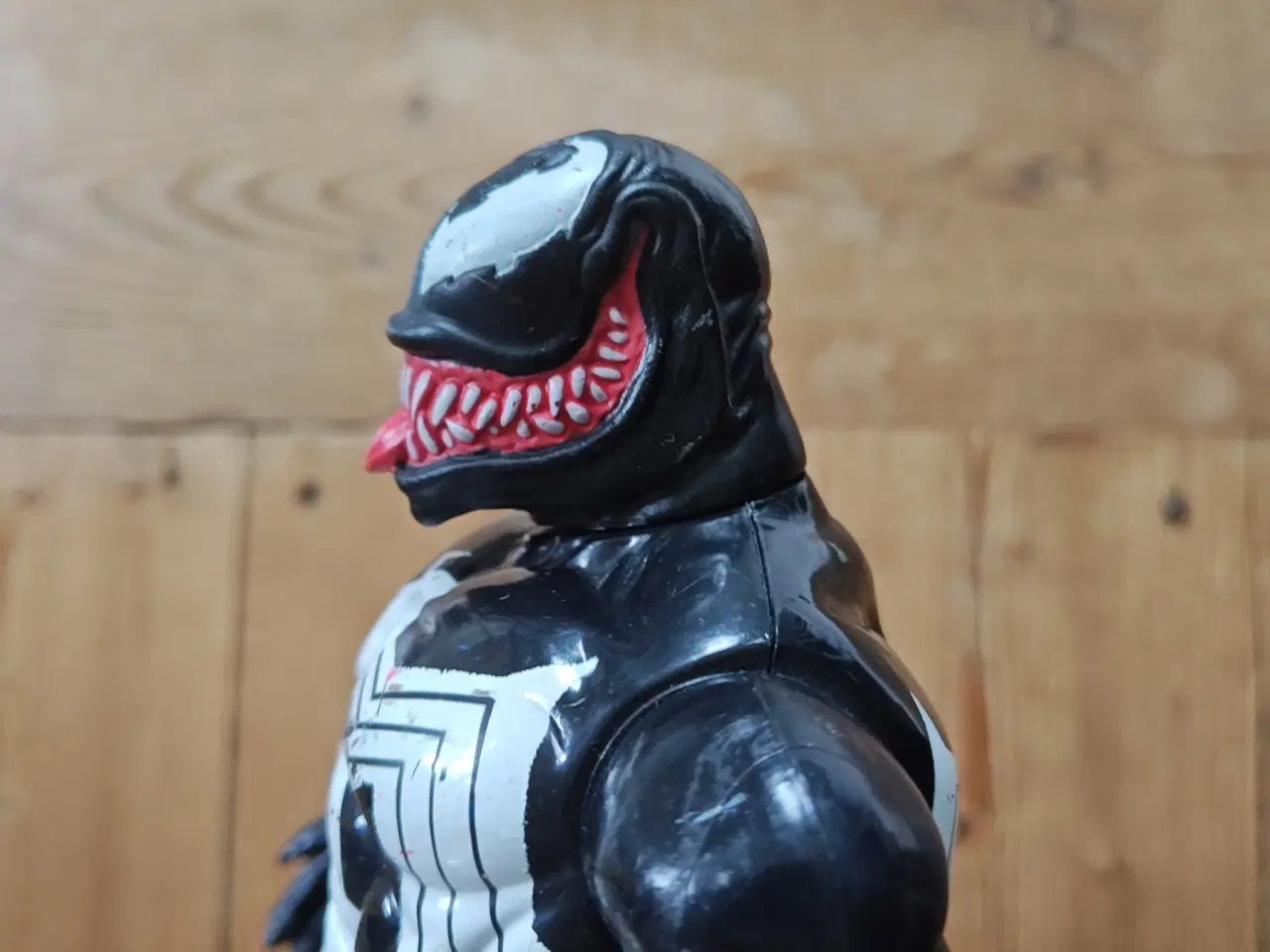 Billede 1 - Marvel Venom Figur ca.27cm fra 1994