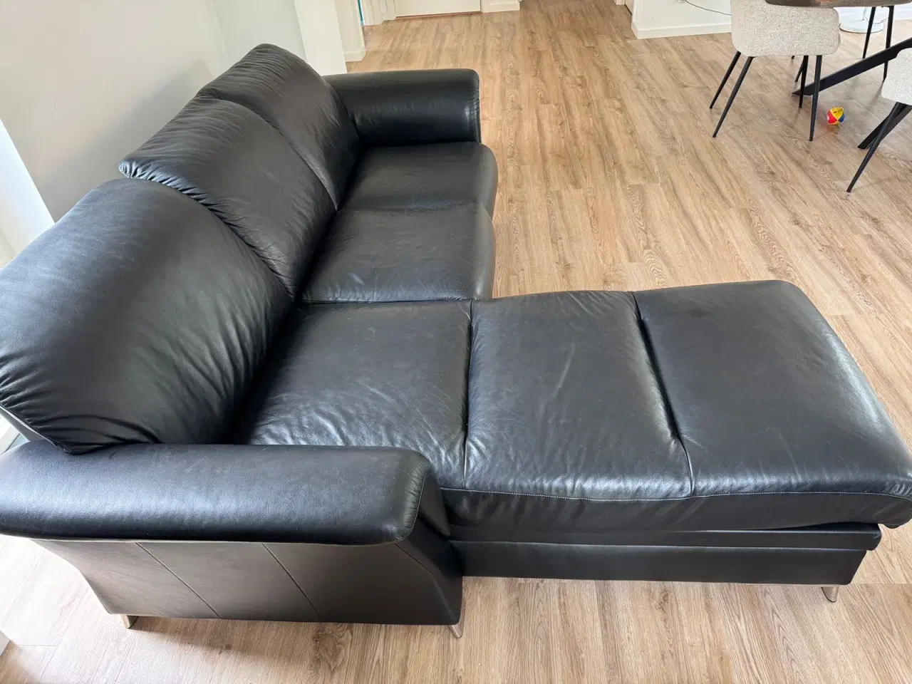 Billede 2 - Stressless læderhjørnesofa med chaiselong – Aalbor