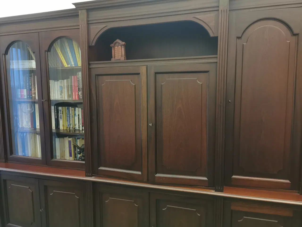 Billede 1 - Gamle og meget smukt møbel 