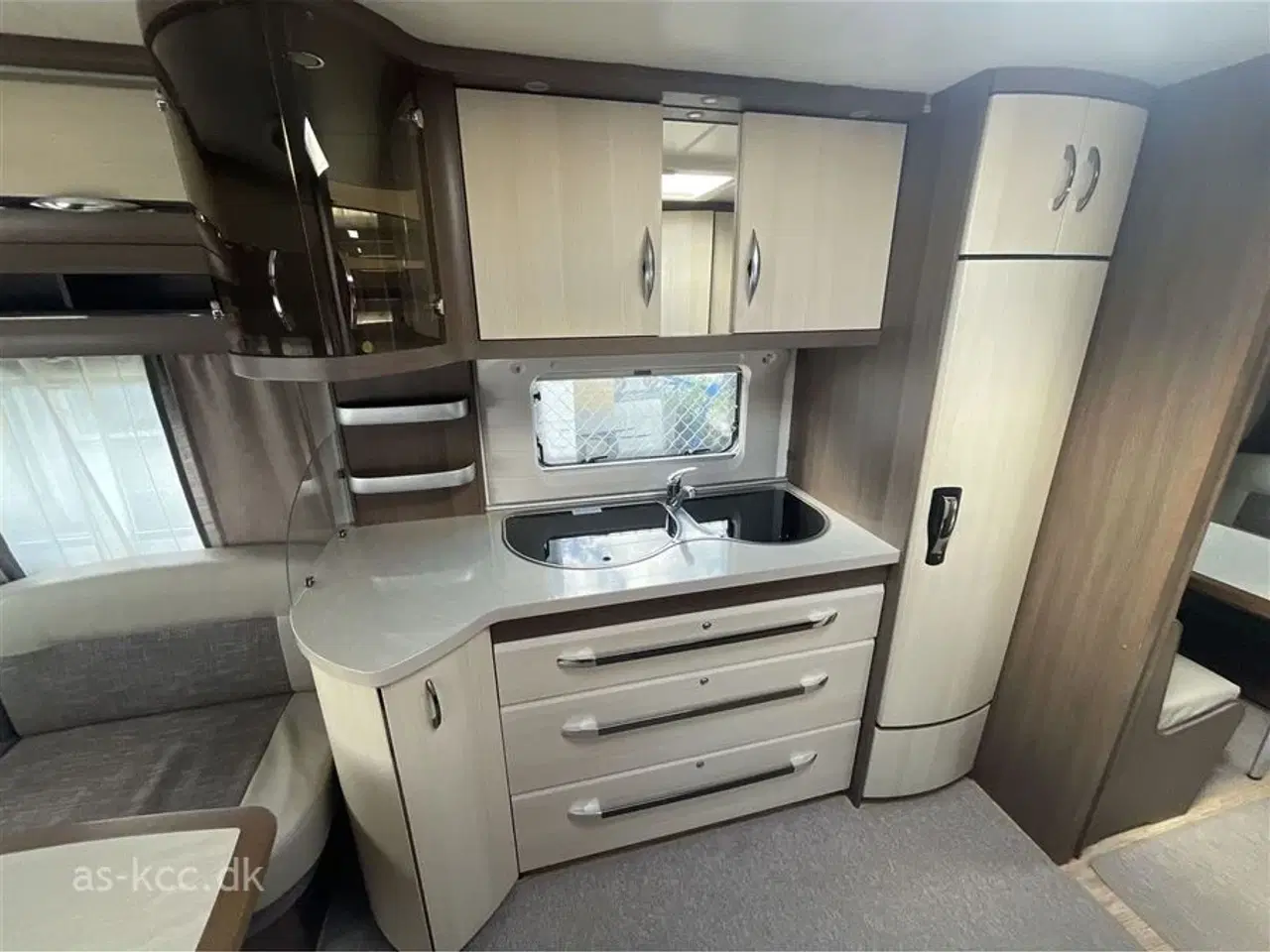Billede 5 - 2014 - Hobby Prestige 720 UKFe   Hobby Prestige 720 UFKE årg. 2014 7 sovepladser, 8 siddepladser.