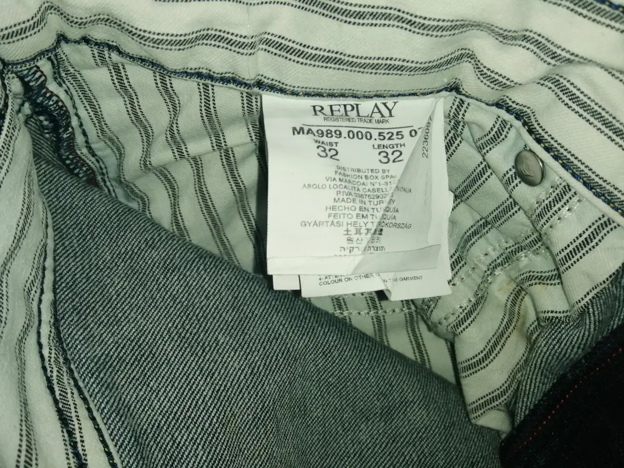 Billede 5 - REPLAY "LENRICK" W 32/32, I FLOT STAND