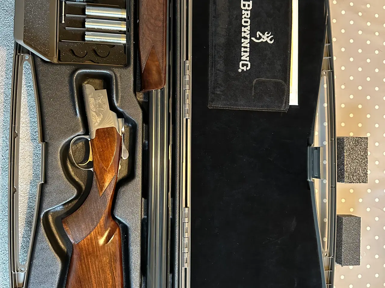 Billede 1 - Browning 725 Hunter premium 20/76 76 cm løb