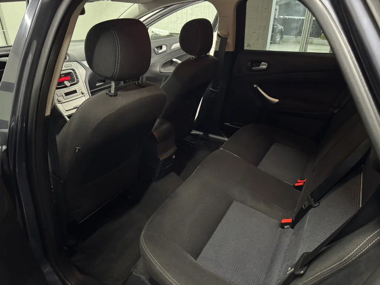 Billede 9 - Velholdt Ford Mondeo