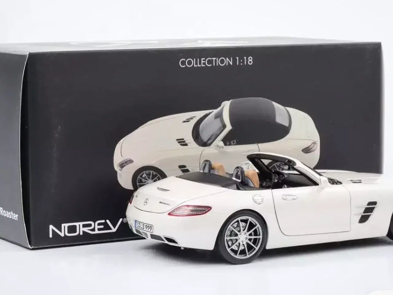 Billede 3 - 1:18 Mercedes SLS AMG Roadster R197 2011