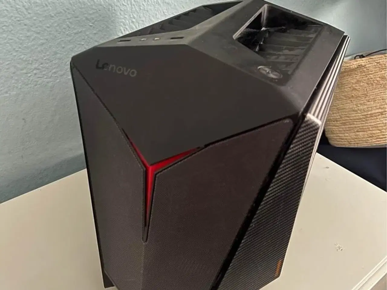 Billede 1 - Lenovo, Y720 CUBE, 3.50 GHz Ghz, 16 GB ram, SSD