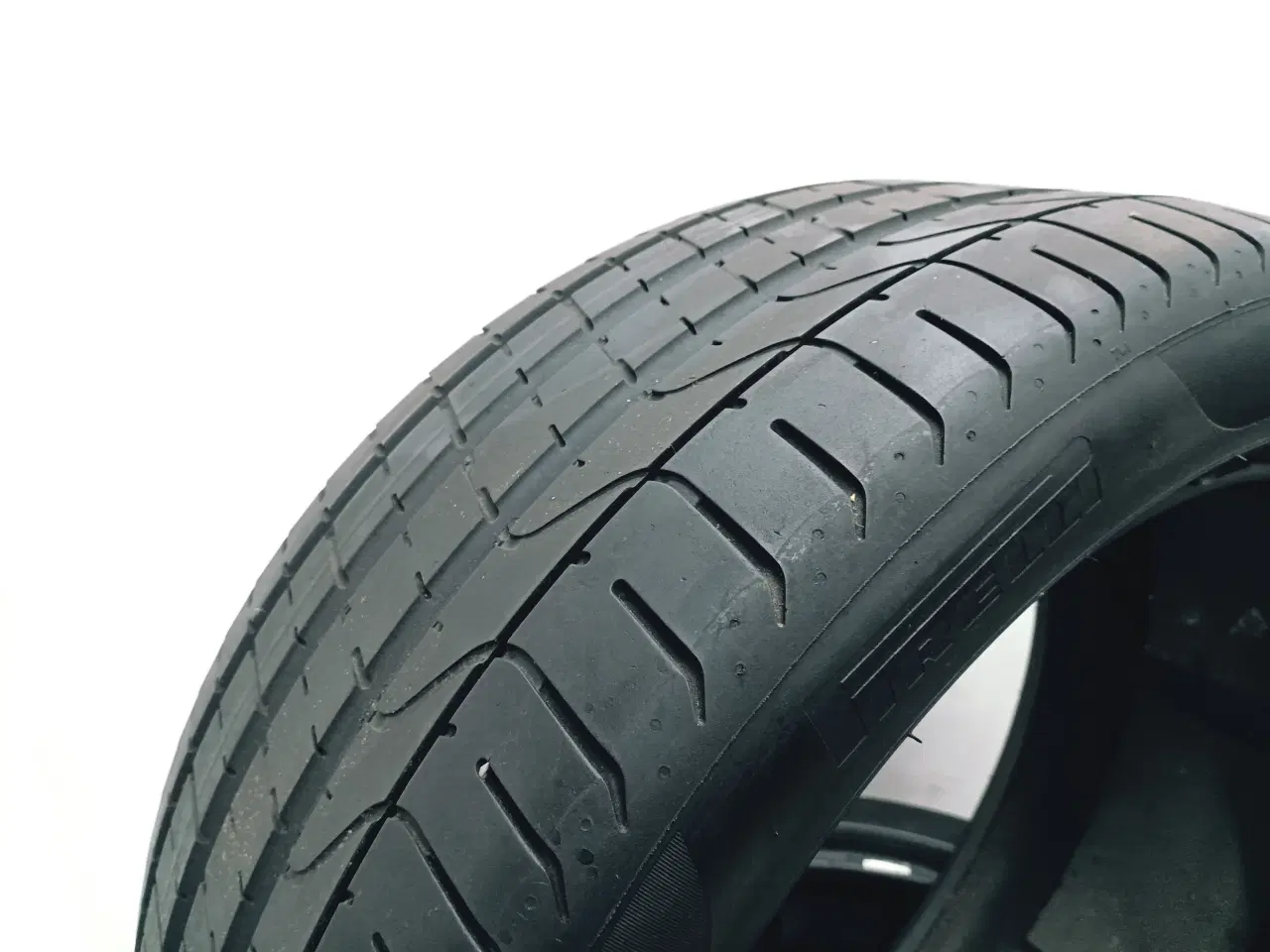 Billede 2 - sommerdæk - 275/40R22 108Y Pirelli (4stk)