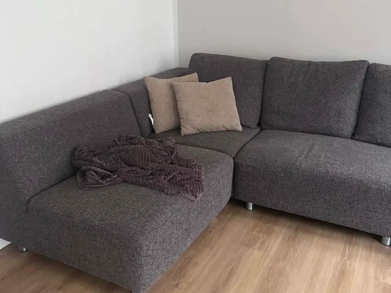 Billede 4 - Sammensættes sofa