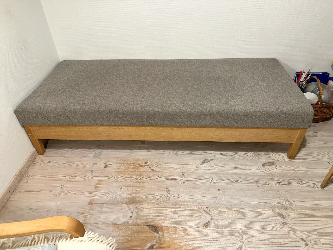 Billede 1 - Sovesofa i egetræ