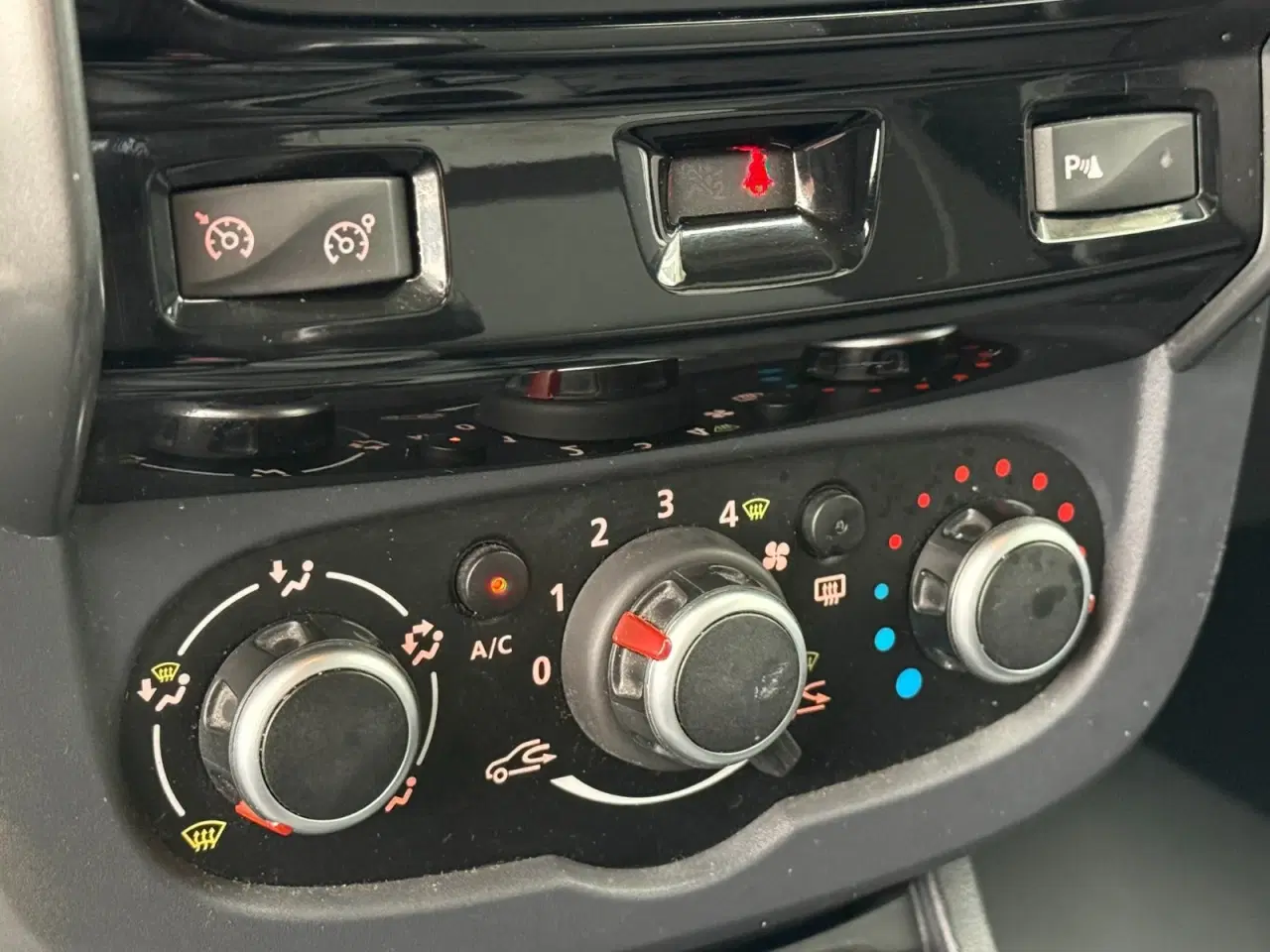 Billede 13 - Dacia Duster 1,5 dCi 109 Black Shadow 4x4 Van