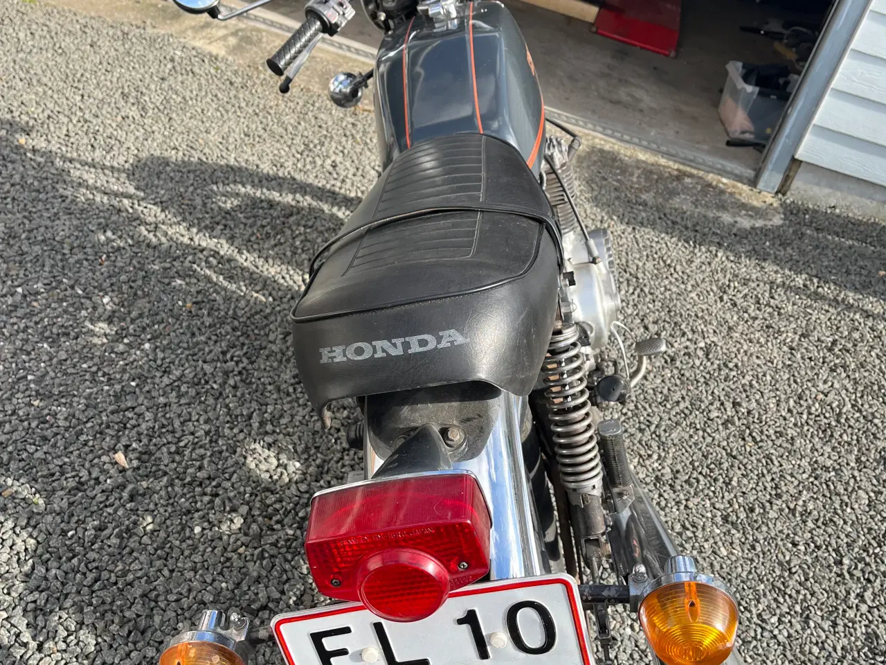 Billede 4 - Morfar honda 400 f  kører perfekt