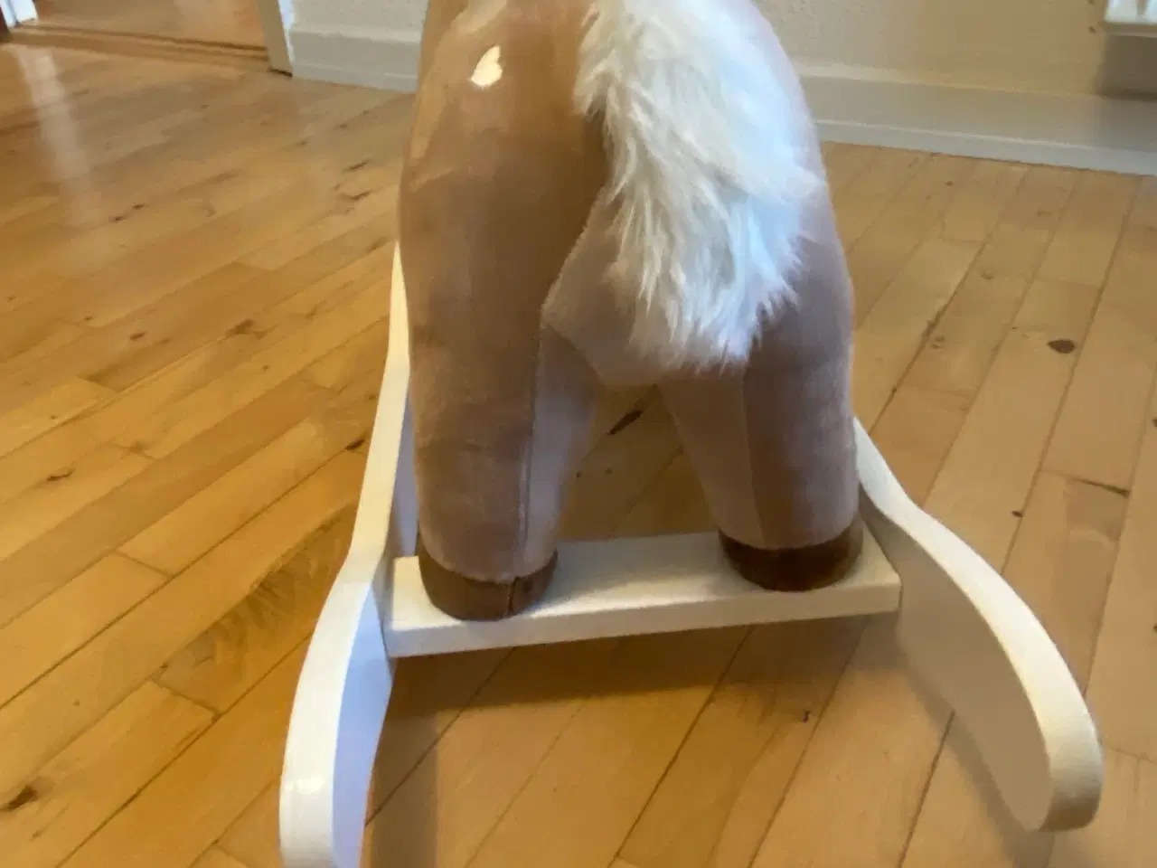 Billede 7 - Gynge dyr med navn “Klara”