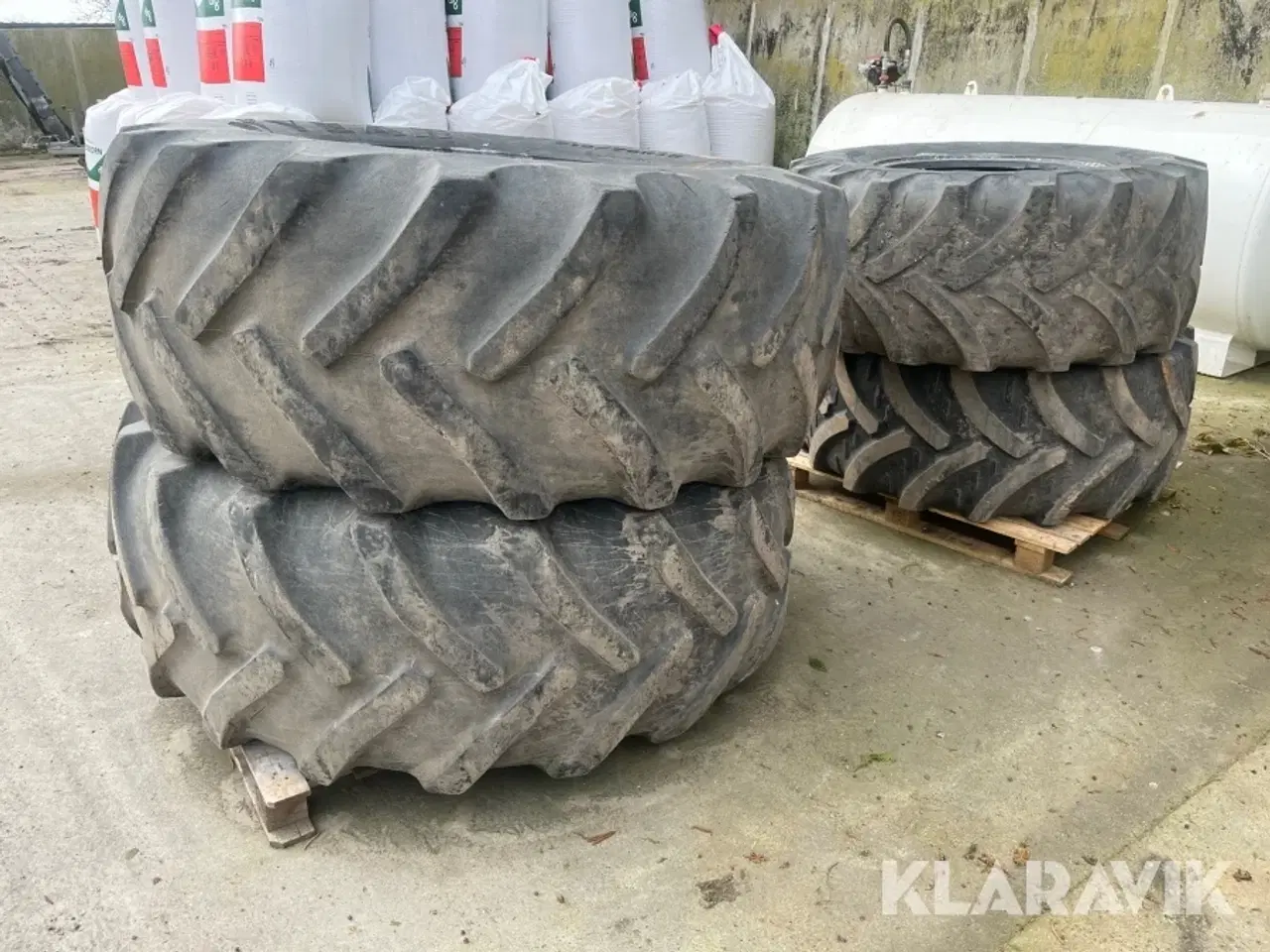Billede 1 - Traktordæk Good year/Kleber 1 sæt - 4styk