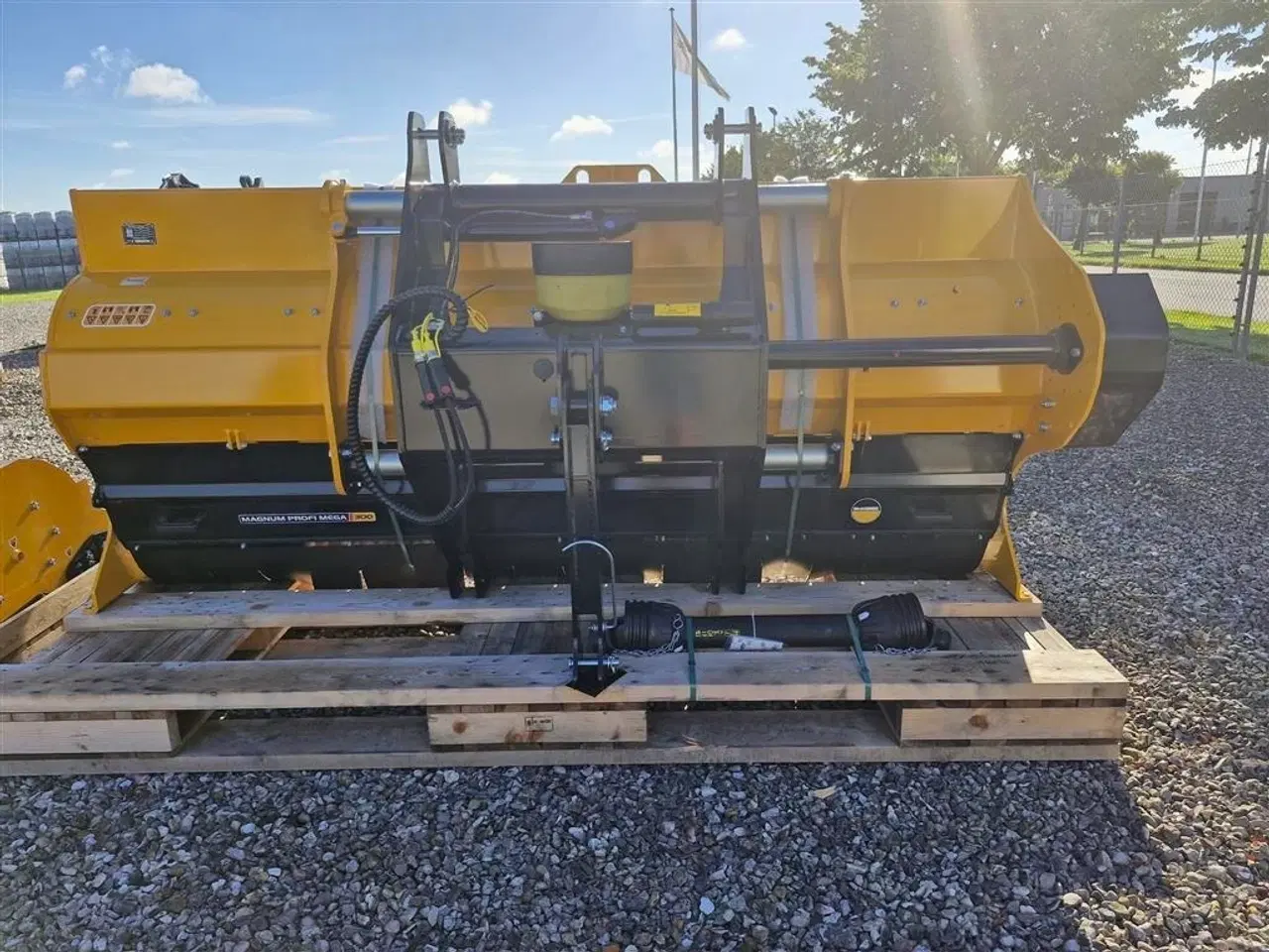 Billede 2 - McConnel Magnum Profi Mega 300 HD-rotor er standard