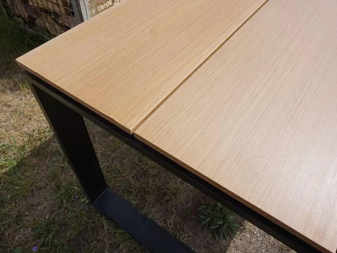 Billede 5 - Lyngsø havebord teaklook Nonwood/Sort 210x100 cm