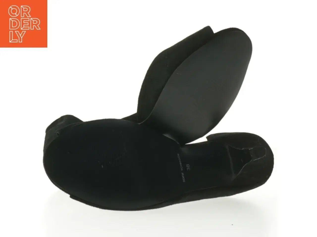 Billede 4 - Helt nye stiletter fra Sofie Schnoor (str. 38 )