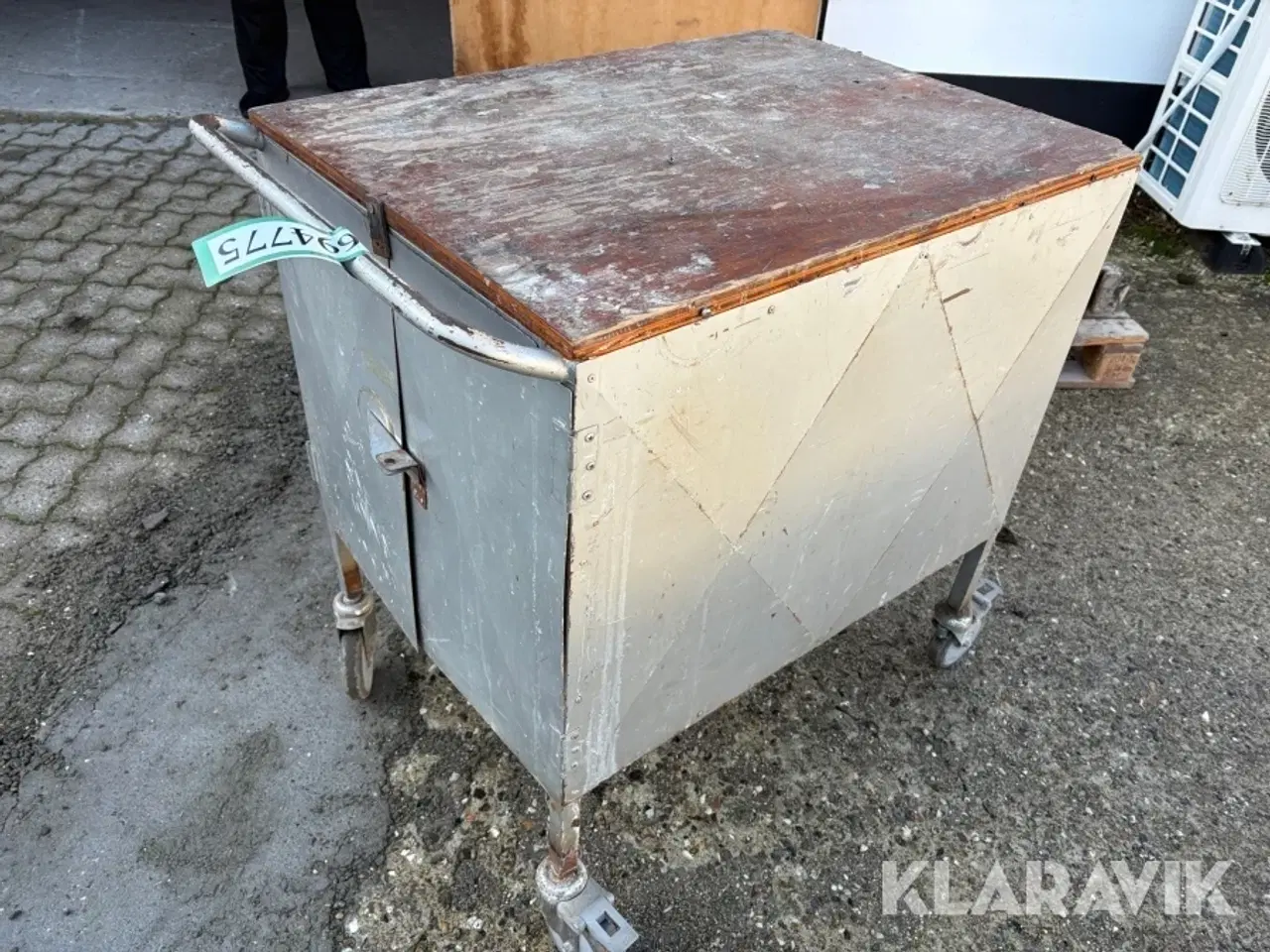 Billede 8 - Værkstedsbord på hjul