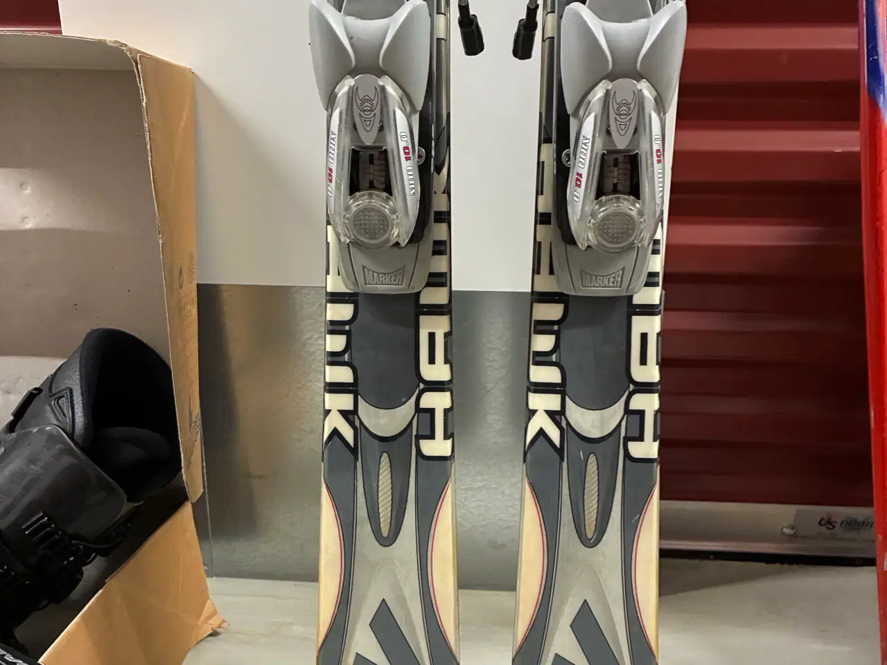 Billede 3 - Carving ski, grå Omni Hawk med stave og støvler