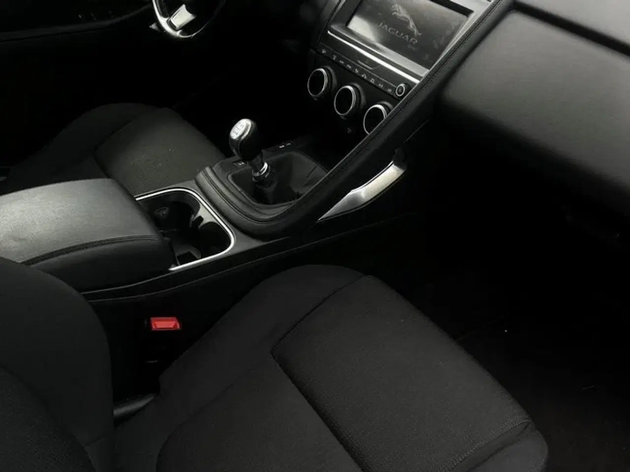 Billede 14 - Jaguar E-Pace 2,0 D150