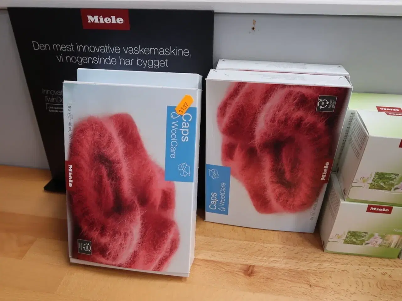 Billede 1 - 4 pakker caps woolcare MIELE