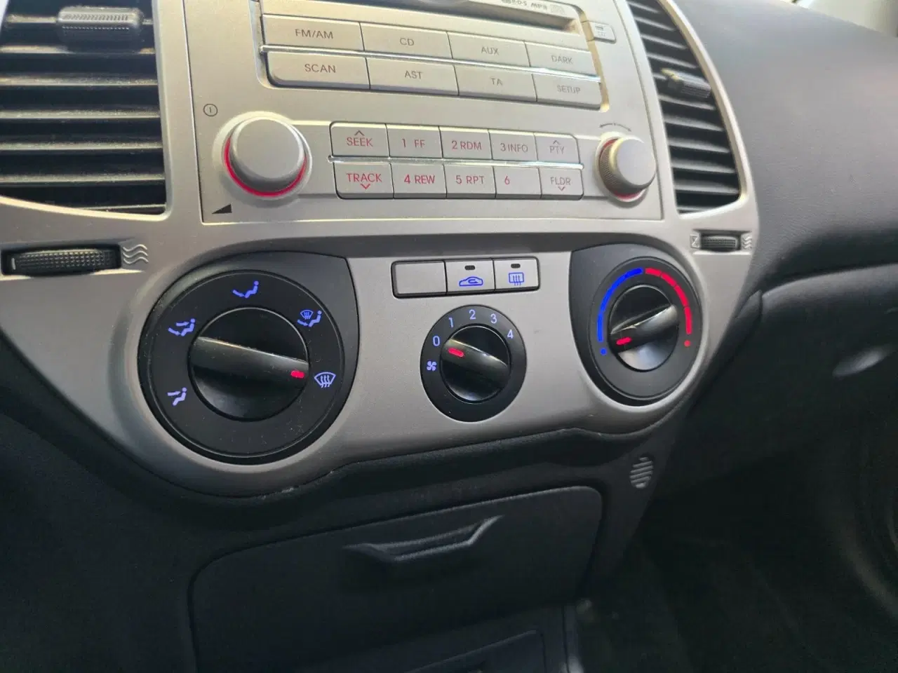 Billede 14 - Hyundai i20 1,25 Classic