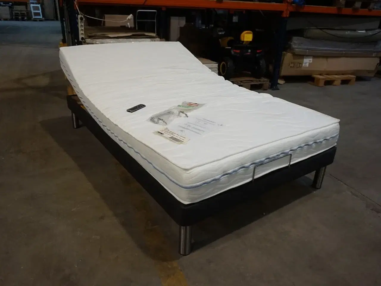 Billede 2 - Vega Elevationsseng med Supportho Comfort madras 120x200 cm