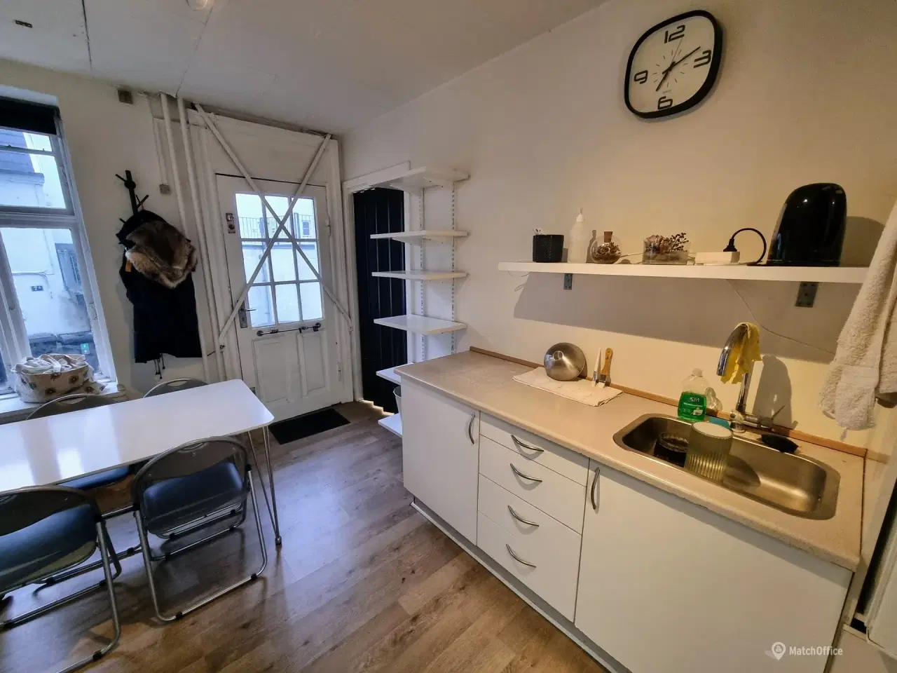 Billede 9 - Butik. klinik. salon - med bedste beliggenhed - i alt 88 kvm