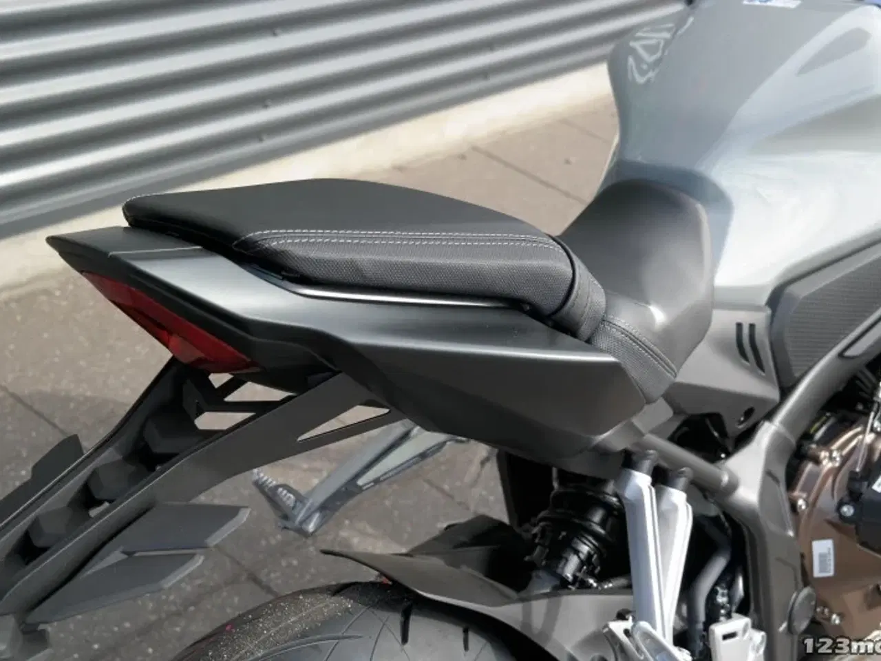 Billede 6 - Honda CB 650 RC MC-SYD       BYTTER GERNE
