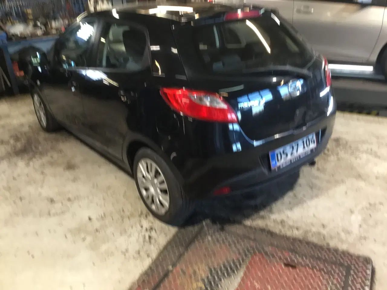 Billede 3 - Mazda 2 1,3 standa 5 dør holder syn 5/2026 køre ok