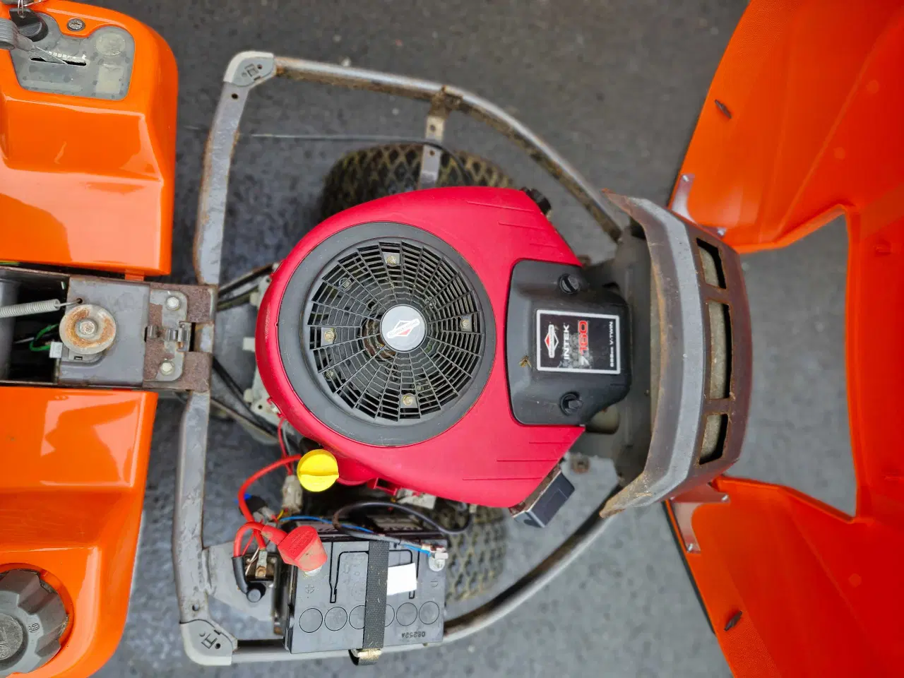 Billede 8 - Husqvarna R214TC m. 94cm
