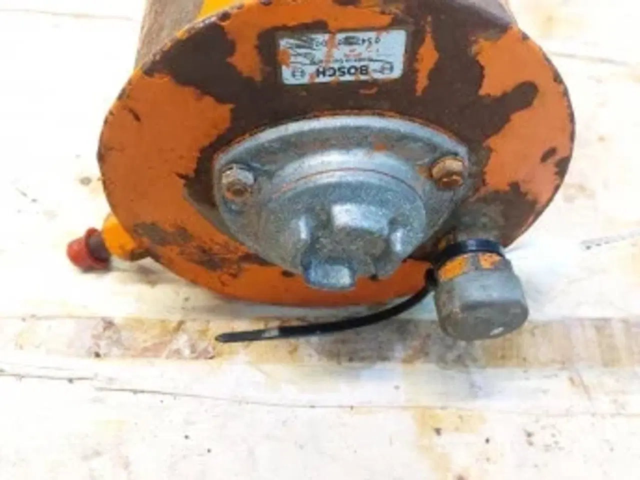 Billede 5 - Dronningborg D900 OIietank 451001