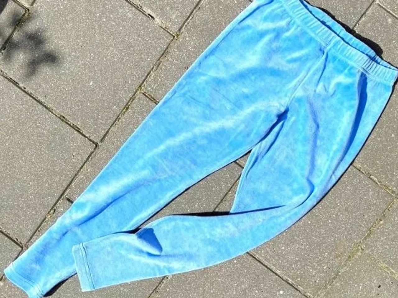 Billede 1 - Fine leggins i blå velour