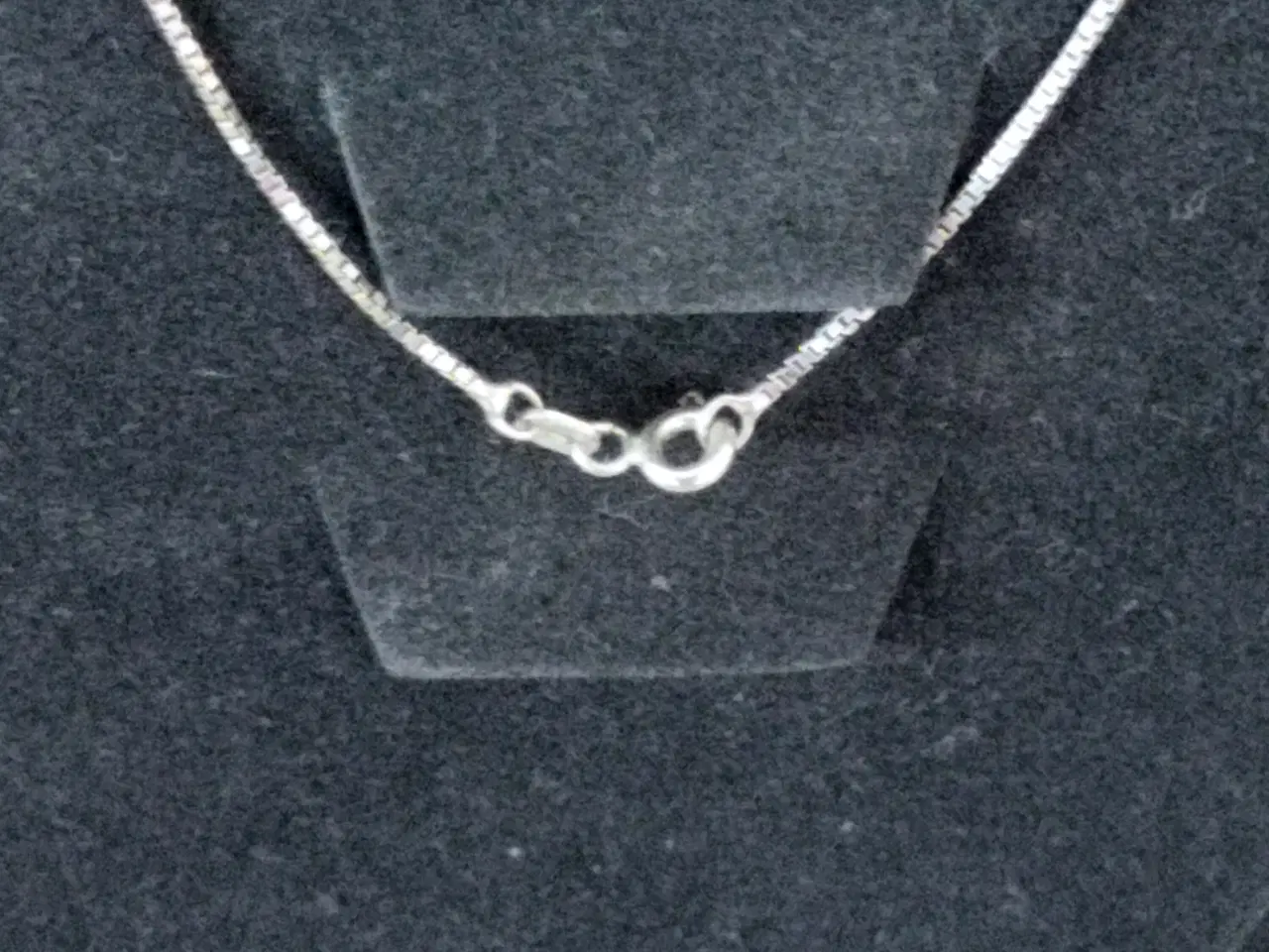 Billede 2 - Super Flot Sølv Halskæde med Sølv Hjerte