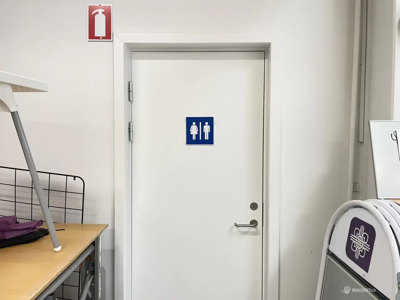 Billede 2 - Erhvervslejemål med 2 gode elporte