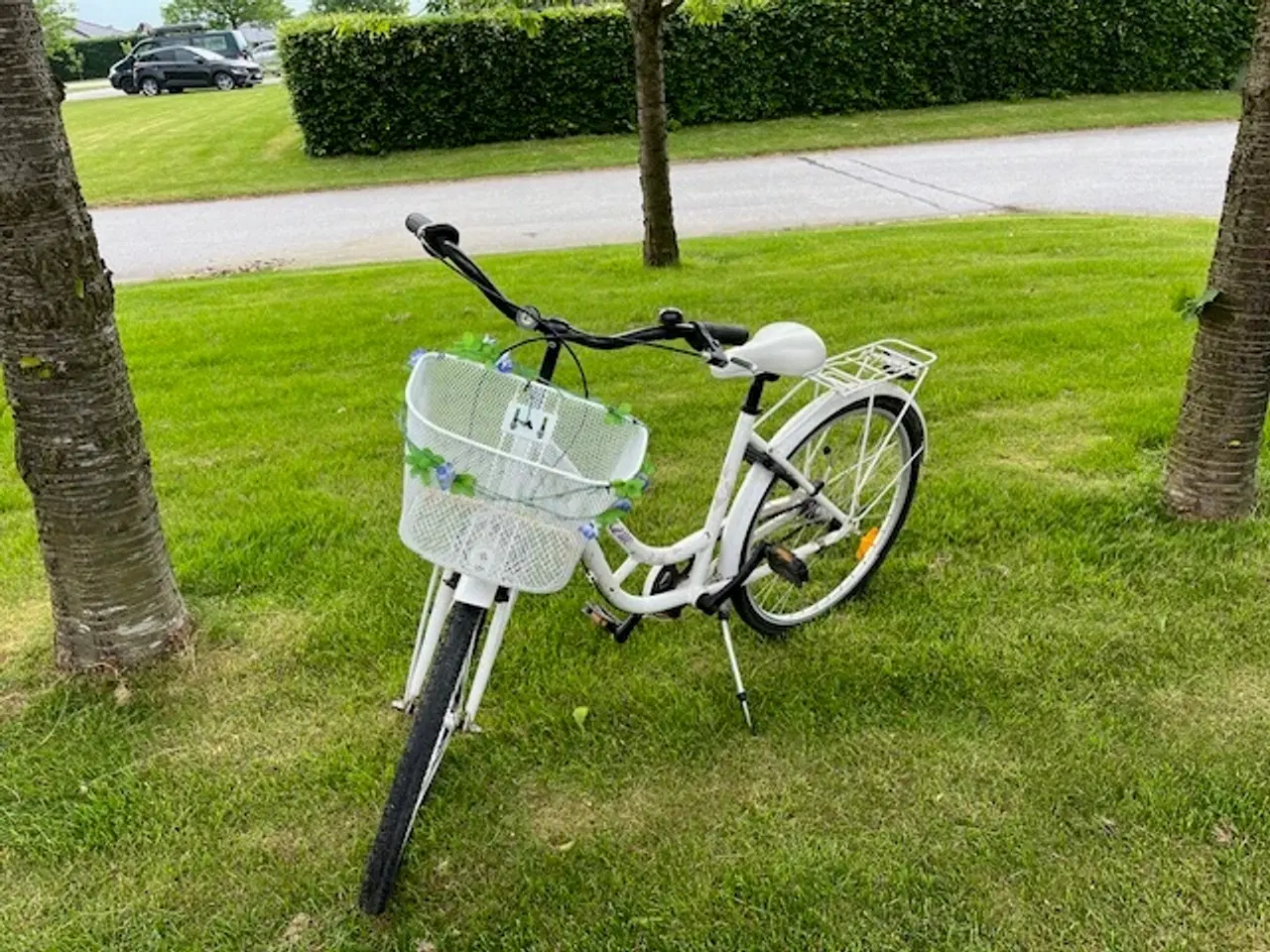 Billede 2 - Pige cykel - Pige Shopper 24" i hvid