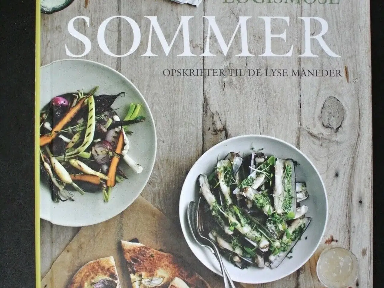 Billede 1 - løgismose sommer - opskrifter til de lyse måneder,