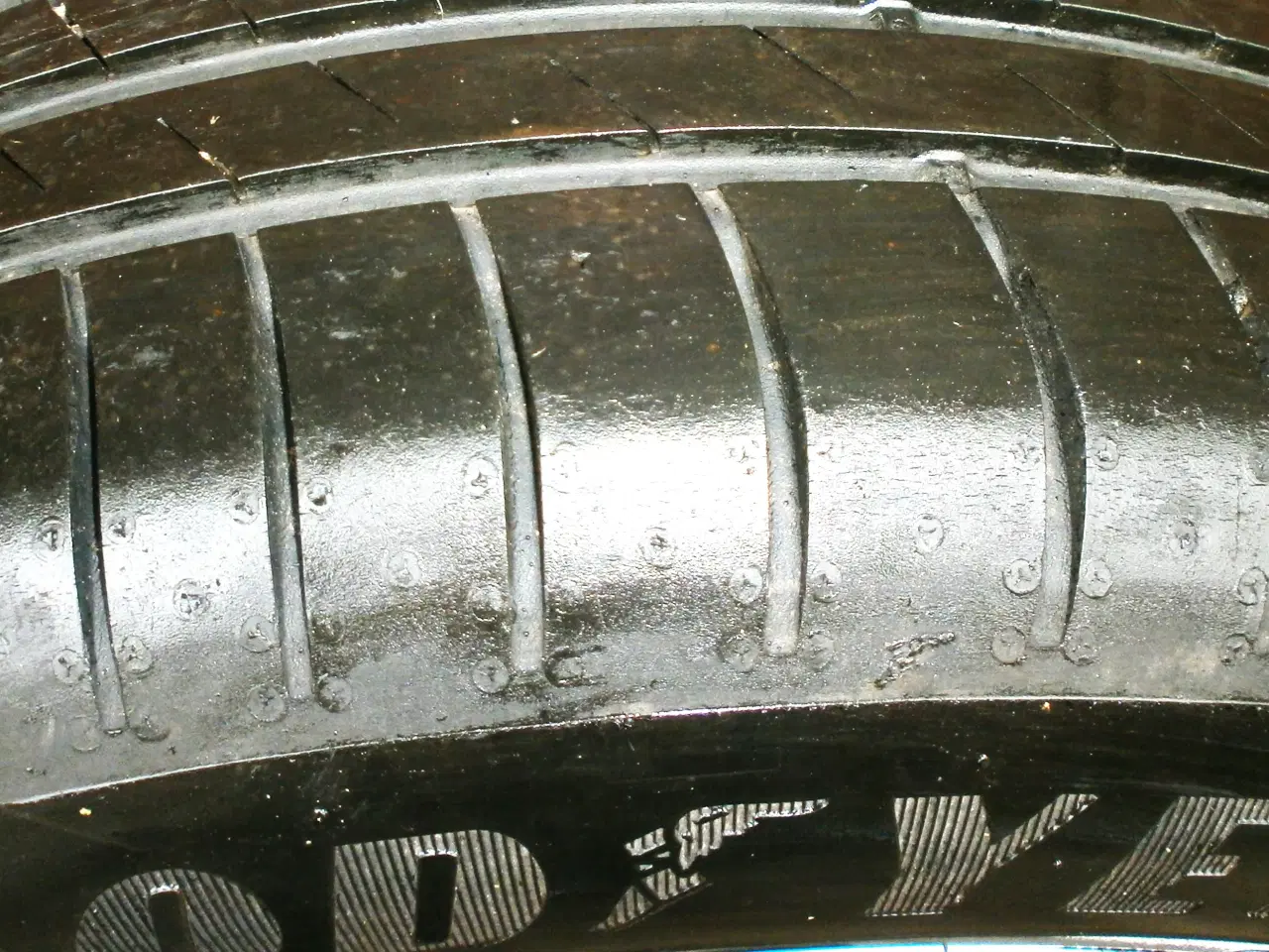 Billede 4 - Goodyear 195/65/R15 dæk på ALU
